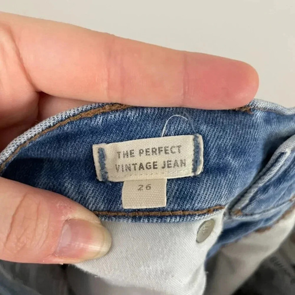 Madewell The Perfect Vintage Distressed Raw Hem Jeans Size 26 - Picture 4 of 8